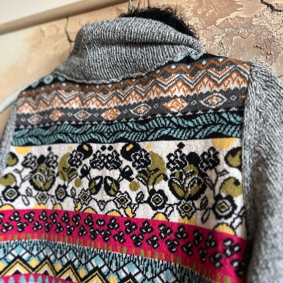 KOOI Knitwear Lambswool Knit Cardigan Sweater (Size 12/XL) - Picture 10 of 13